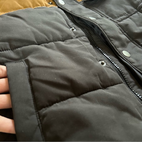 Puffer Vest | Size 6-7 (S) | Brown & Soft Black Colorblock | NEW with Tags! - Picture 4 of 10